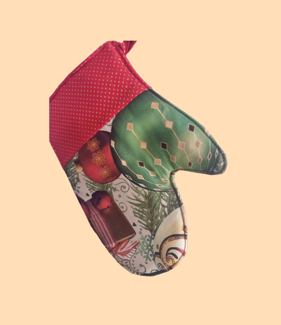 Christmas Oven Gloves - Image 1